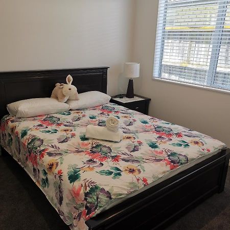 Cozy Granny Flat B&B Auckland Exteriör bild